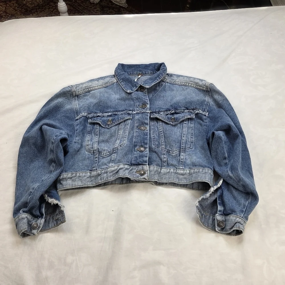 Free People Bedford Blue Denim Cropped Jean Jacket Women size S - Picture 11 of 15